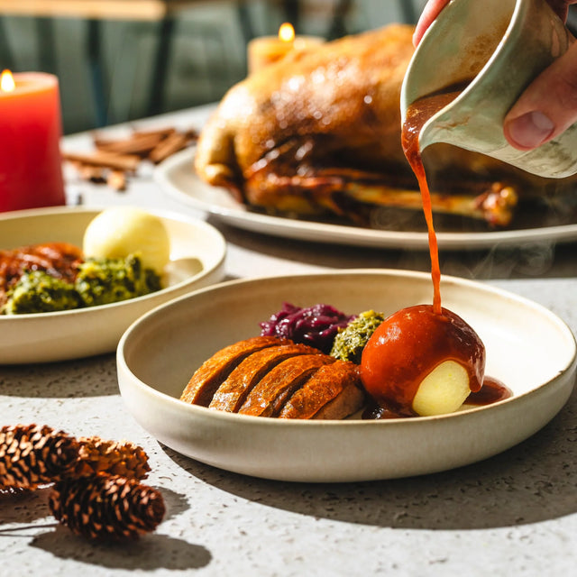 Hilton Berlin Gans to Go von Hilton Versand
